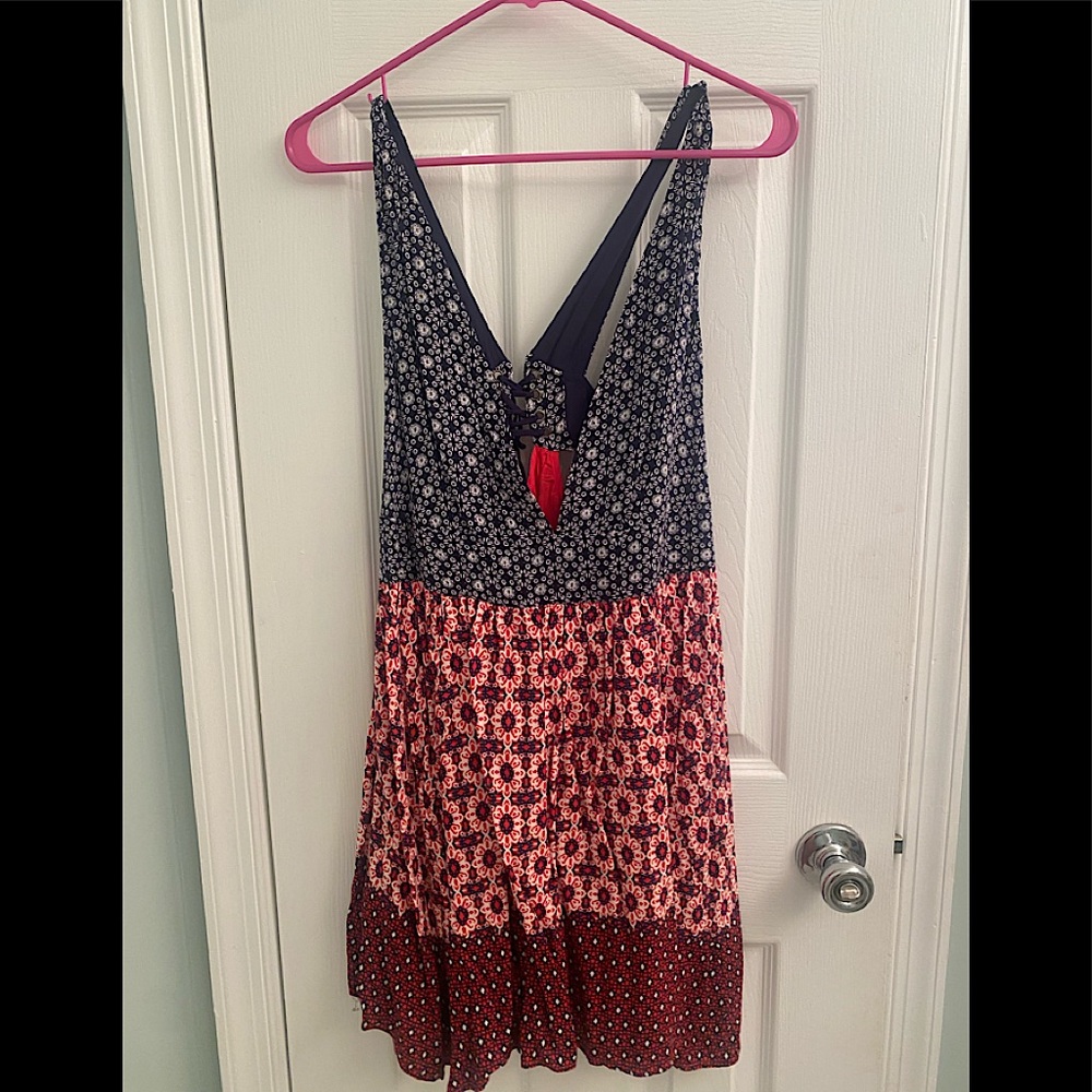 Lulus La vie en roses navy blue and red floral print dress